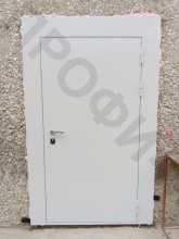 Люк-дверь с выходом на крышу