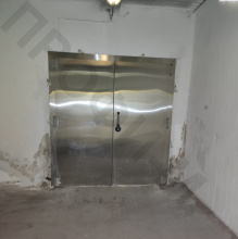 Дверь двустворчатая для холодильной камеры 