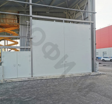 Ворота большие и малые металлические